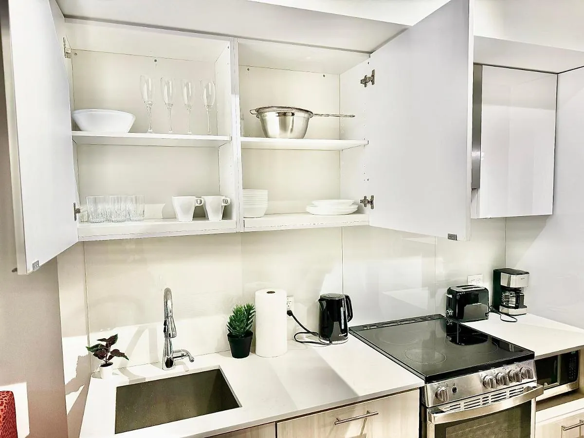 Apartment Cozy 2 Bedroom By Eaton Centre Mall Toronto