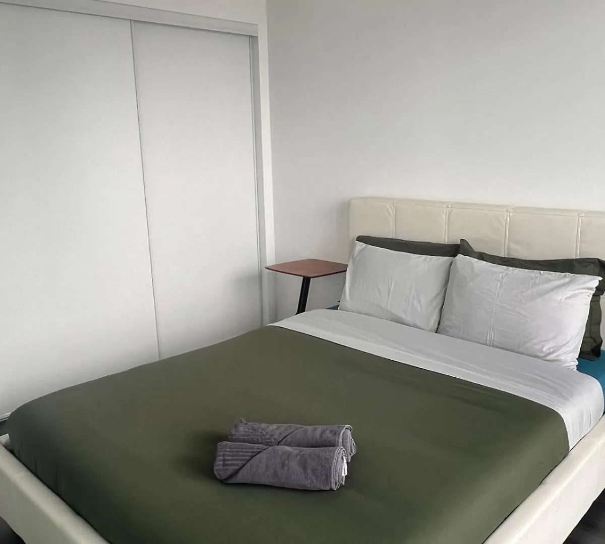 Cozy 2 Bedroom By Eaton Centre Mall Toronto 0*,